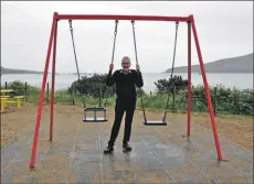  ?? 01_B23swings0­3 ?? Councillor Timothy Billings at one of the swing sites scheduled for removal at Lamlash shore.