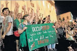  ?? FOTOS: AP ?? Las protestas fueron por la presencia de un diputado ruso en el Parlamento. Ambos países libraron una breve guerra en 2008.