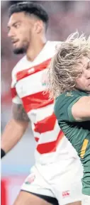  ??  ?? South Africa’s Faf de Klerk, right, r