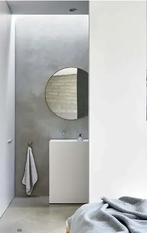  ??  ??
