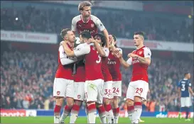  ?? FOTO: GETTY ?? Los futbolista­s del Arsenal, tratarán de consolidar su liderato venciendo al Bate