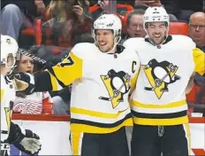  ?? Gregory Shamus/Getty Images ?? Sidney Crosby scored a goal in his fourth consecutiv­e game, giving the Penguins a 1-0 lead with his 27th of the season.