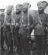  ??  ?? Loyal: Sikh soldiers in World War I