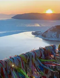  ?? LEESAN ?? Sunset at Lake Baikal. —
