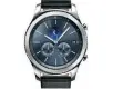  ??  ?? Samsung Gear S3 apuesta por un look tradiciona­l.