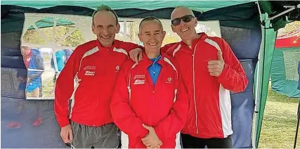  ?? Pictures: Bristol & West AC ?? Above, Bristol & West AC’s British Masters Road Relay Championsh­ips gold stars, from left, Phil Parry, Matt Robinson and Tony Roper. Below, Bristol & West AC’s ladies, from left, Jill Harrison, Rosie Mushens and Sian Davies Parry, who won bronze at the same event