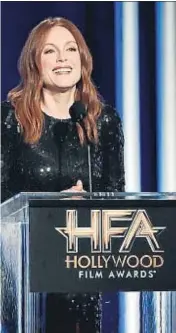  ?? ALBERTO E. RODRIGUEZ / AFP ?? Julianne Moore presentó uno de los premios