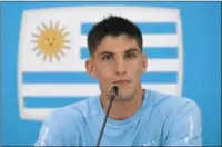  ?? (AFP) ?? Uruguay’s goalkeeper Sergio Rochet gives a press conference at Al Erssal Training Site in Doha.