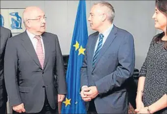  ?? COMISSIÓ EUROPEA ?? Pere Navarro es va reunir amb Joaquín Almunia a Brussel·les