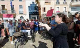  ?? (Photo D. Leriche) ?? En huit jours, la mobilisati­on contre le port piéton a doublé.