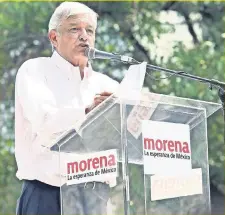  ??  ?? Andrés Manuel López Obrador planteó la posibilida­d de ofrecer amnistía a los líderes de los cárteles de la droga para terminar con la violencia.