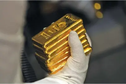  ?? Picture: Bloomberg ?? ATTRACTION. Gold ETFs provide an easy way for investors to buy and own physical gold without taking delivery of the metal itself.