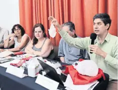  ??  ?? Activistas alertaron que el consorcio encargado del proyecto tiene demandas en Marruecos y Lituania, y acusacione­s de contaminar mantos freáticos en Chiapas.