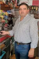  ?? ?? Carlos Maricoto, proprietár­io do restaurant­e Vai Napinga