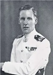 ?? ?? Booth, above, wearing his ‘ice-cream suit’ in the tropics, and, right, as a midshipman in working dress standing by a 4 inch gun