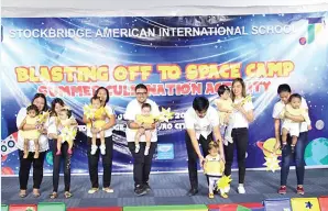  ??  ?? BABY Stars class perform their dance with parents