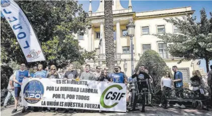  ?? S. GARCÍA ?? La manifestac­ión tuvo lugar frente a la Delegación del Gobierno.