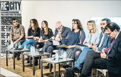  ?? LLIBERT TEIXIDÓ ?? Gemma Sendra, presidenta de la Fundació Catalunya Europa, presenta la plataforma Re-City