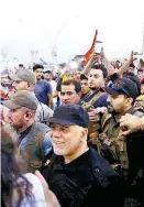  ?? REUTERS ?? El premier Al Abadi celebra la casi total recuperaci­ón de la urbe.