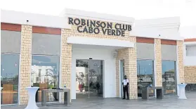  ??  ?? ●
Above and below: The Robinson Club in Sa al