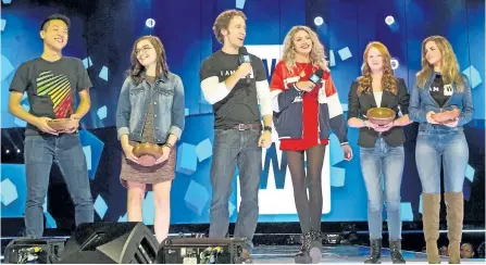  ?? SUBMITTED PHOTO ?? From left, Brennan Wong, Jessica Mayes, Craig Kielburger, Becca Dudley, Faith Dickinson and Ashley Murphy at the Prince's Youth Service Awards ceremony on Wednesday at the We Day Toronto event at the Air Canada Centre.