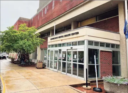  ?? Meghan Friedmann. / Hearst Connecticu­t Media ?? The Connecticu­t Mental Health Center on Park Street in New Haven.