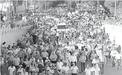  ?? MARTÍN PIÑA ?? En Saltillo, marcharon por las principale­s avenidas de la ciudad.