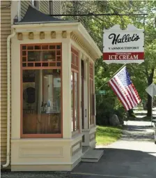  ?? WILLIAM DESOUSA-MAUK ?? SWEET SPOT: Hallet’s in Yarmouthpo­rt remains a popular stop for ice cream.