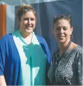  ??  ?? Lisa Auffray et Cheryl McLaughlin-Basque, conseillèr­es en orientatio­n au Collège communauta­ire du Nouveau-Brunswick (CCNB). - Acadie Nouvelle: Édouard Merlo