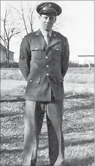  ?? SUBMITTED PHOTO ?? Sgt. Joe Schneider with the U.S. Army in 1942.