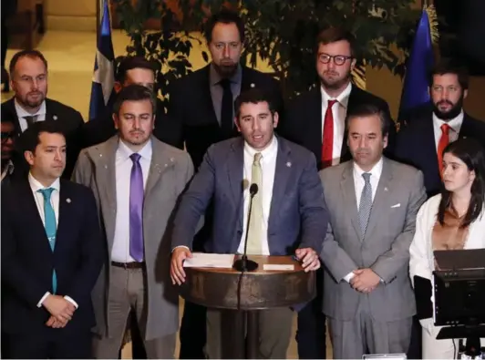  ?? ?? ►L● bancada de diputados del Partido Republican­o, liderada por el parlamenta­rio Benjamín Moreno.