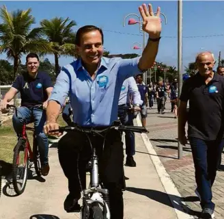  ?? Divulgação ?? O candidato a governador João Doria (PSDB), em campanha em Itanhaém (SP)
