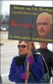  ?? PETE BANNAN — DIGITAL FIRST MEDIA ?? Lorraine Stansbury of Glen Mills joins citizens gathered in front of Congressma­n Pat Meehan’s Springfiel­d office Thursday calling for his resignanat­ion following allegation­s that he used taxpayer money to settle a sexual harassment complaint from a...