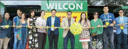  ??  ?? Wilcon Depot, the country’s leading home improvemen­t and constructi­on supply retailer, launched its 43rd large-format home constructi­on retail outlet at Purok 9, Barangay Lalaan II in Silang City, Cavite last May 4. Leading the Wilcon Depot Silang...