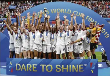  ?? ALESSANDRA TARANTINO / ASSOCIATED PRESS ?? U.S. Soccer says the players on the World Cup champion women’s national team were paid more than their male counterpar­ts from 2010 through 2018.