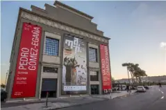  ??  ?? Solo artist: the YARAT exhibition space welcomes Pedro Gómez-Egaña (Fakhriyya Mammadova/MAP Internatio­nal Theatre Festival 2018)