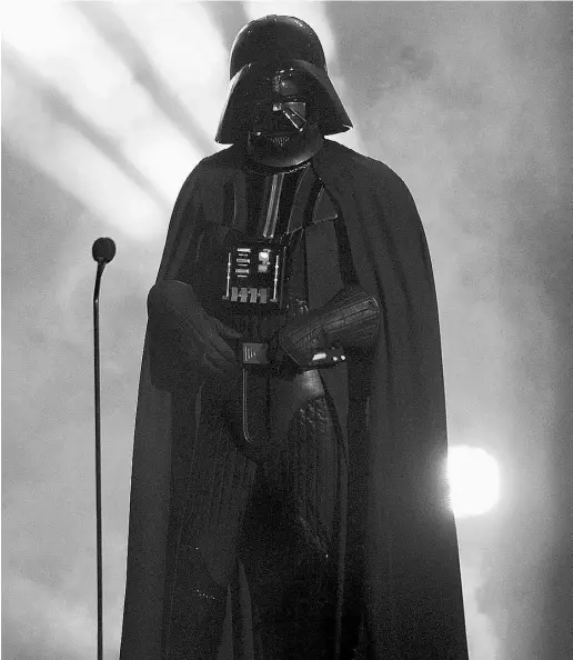  ?? Kevin Winter / Getty Images ?? Darth Vader