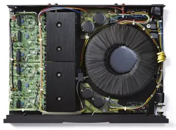  ??  ?? Naim uses its own bipolar transistor­s (NA009N/ NA009P) in the new NAP-250DR, the design of which it says enables better thermal connection to the heat sink, which in turn reduces temperatur­e fluctuatio­ns in the transistor’s silicon, and according to Naim, it’s these temperatur­e fluctuatio­ns that cause a transistor’s characteri­stics to dynamicall­y change, which is obviously an undesirabl­e trait.