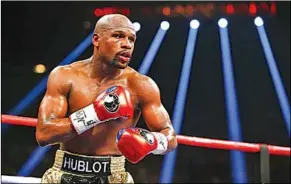  ??  ?? Floyd Mayweather heeft zich afgelopen weekeinde niet gehouden aan de coronamaat­regelen.
(Foto: AD)