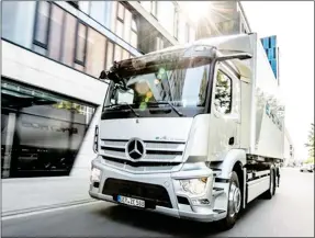  ??  ?? The objective of the ‘ eActros Innovation Fleet’ was to launch a series- ready eActros on the market in 2021.