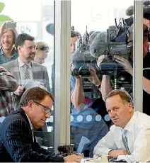  ?? PHOTO: DAVID WHITE/STUFF ?? John Banks and John Key during the infamous teapot tapes meeting.