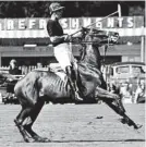  ??  ?? Der Prinzgemah­l beim Polo 1965