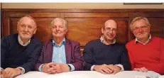  ?? FOTO: SILVIA BUSS ?? Nach 30 Jahren zurück im Gasthaus Woll: Die Umwelt-Experten Christian Runge, Klaus Thiessen, Alexander Samsonov und Wolfgang Palz (v.l.).