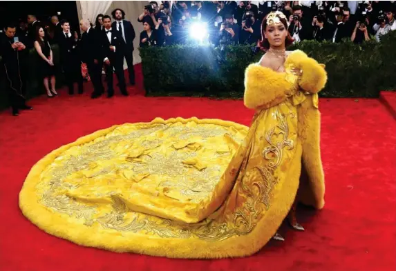  ?? (AFP/Getty) ?? Rihanna arriving at the 2015 Met Gala