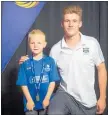  ??  ?? Harry Caldwell from Napier City Rovers (left) receiving his Unison Medal with Hawke’s Bay United and New Zealand Under 20 Internatio­nal, Jorge Akers.