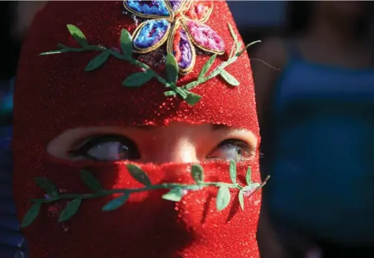  ??  ?? MILITANTES
Un groupe de manifestan­tes lors de la Journée du 8 mars. Cette année, la mobilisati­on a été spectacula­ire. Elles étaient plus d’un million dans les rues de Santiago, contre 190 000 l’année précédente.