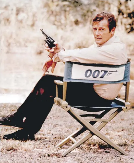  ?? PHOTOS: UNITED ARTISTS ?? British actor Roger Moore takes a break while shooting Live and Let Die in the U.S.