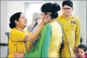  ?? ARVIND YADAV/ HT FILE ?? Union external affairs Minister Sushma Swaraj met Uzma Ahmad upon her return to India.