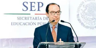  ??  ?? El subsecreta­rio de Educación Básica, Javier Treviño Cantú, inauguró el evento.