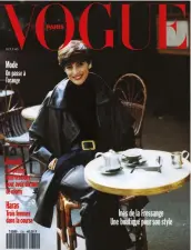  ??  ?? ci-contre, Inès de La Fressange, octobre 1991. à gauche, couverture de Vogue Paris datant de juin 1951. en haut, avril 1961.